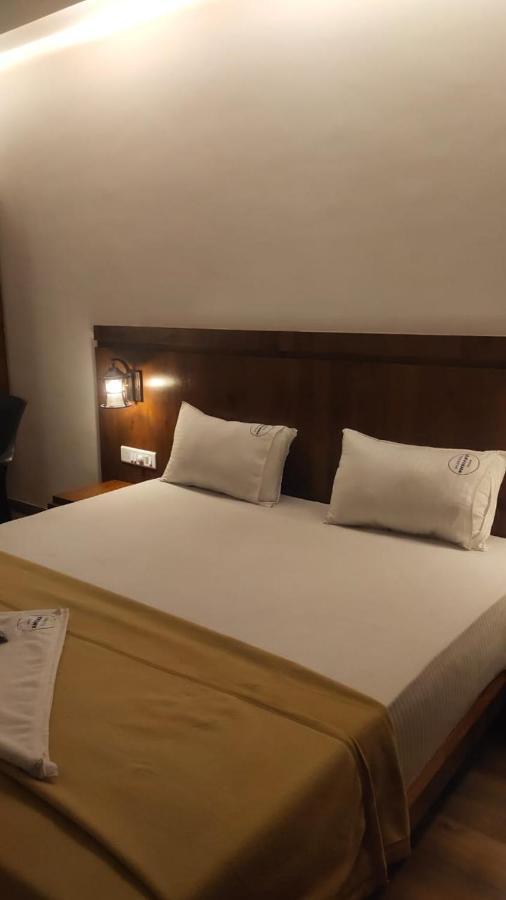 Hotel Anvisha Executive Mangvadi Extérieur photo