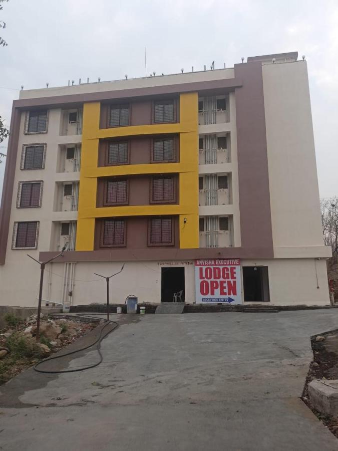 Hotel Anvisha Executive Mangvadi Extérieur photo